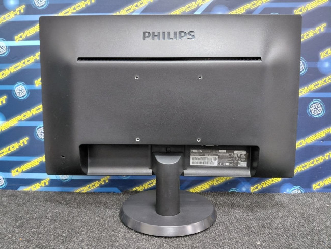 Монитор 18.5" Philips 193V5L (VGA) Монитор 18.5" Philips 193V5L (VGA)