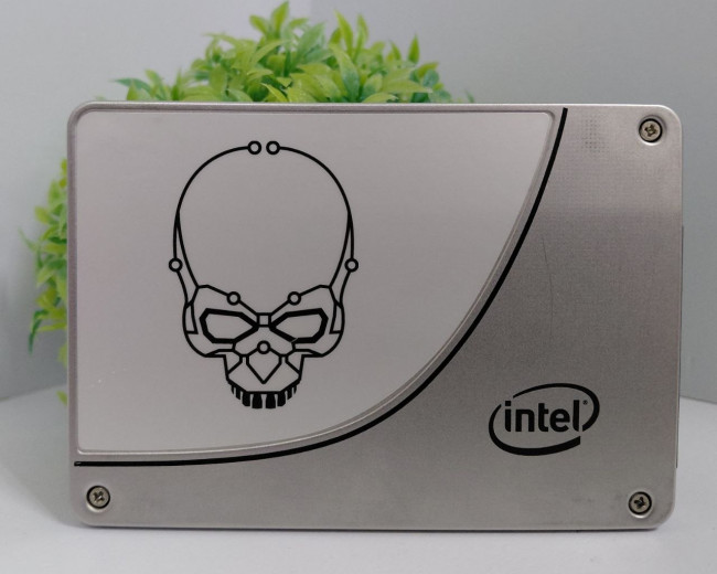 SSD-накопитель 2.5" Intel SSDSC2BP240G4 240GB