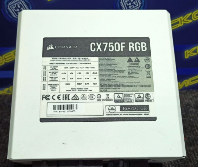 Блок питания Corsair CX750F RGB Блок питания Corsair CX750F RGB