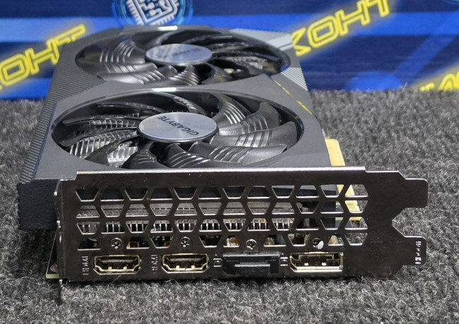 Видеокарта Gigabyte RTX 3050 Windforce 8GB Видеокарта Gigabyte RTX 3050 Windforce 8GB