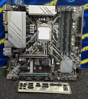 Материнская плата Gigabyte Z390M Материнская плата Gigabyte Z390M