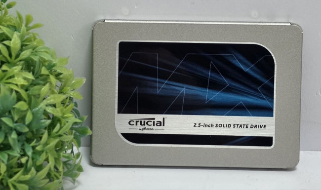 SSD-накопитель Crucial MX500 1000GB SSD-накопитель Crucial MX500 1000GB