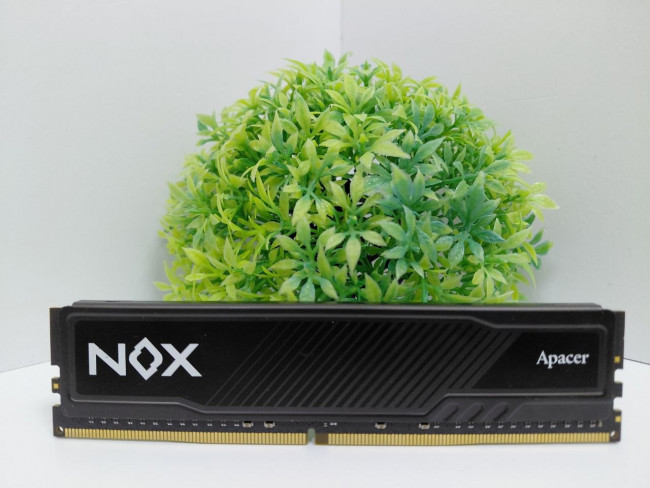 Оперативная память Apacer NOX GD2.1143SS.002r 16GB DDR4 2666Mhz Оперативная память Apacer NOX GD2.1143SS.002r 16GB DDR4 2666Mhz