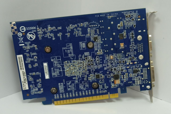 Видеокарта Gigabyte GeForce GT 730 2GB Gddr3 Видеокарта Gigabyte GeForce GT 730 2GB Gddr3
