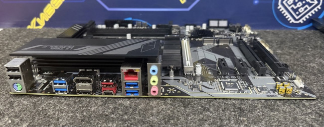 Комплект Gigabyte Z790 D + i5-14600KF Комплект Gigabyte Z790 D + i5-14600KF