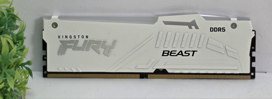 Оперативная память Kingston HyperX Fury (KF560C30BWEAK2) 32GB DDR5/6000Mhz Оперативная память Kingston HyperX Fury (KF560C30BWEAK2) 32GB DDR5/6000Mhz