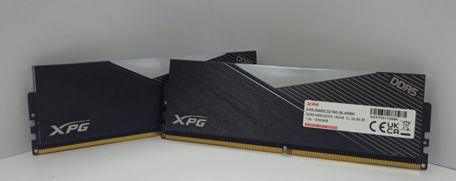 Оперативная память ADATA XPG RGB [AX5U6400C3216G-BLARBK] 32GB (2x16GB) DDR5