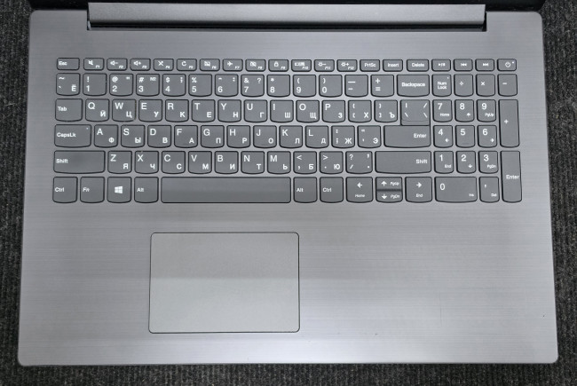 Ноутбук Lenovo 330-15IKB 15.6" (i3-8130U, 8GB, SSD240, MX150 2GB)