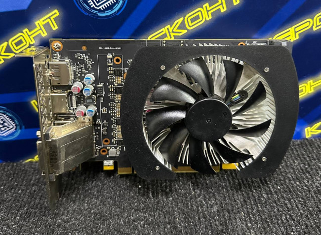 Видеокарта HP GeForce GTX 1060 3GB Gddr5 Видеокарта HP GeForce GTX 1060 3GB Gddr5