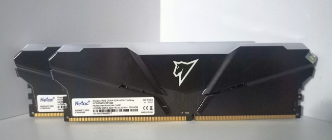 Оперативная память NETAC Shadow RGB DDR4 16GB(2x8GB) 3200МГц Оперативная память NETAC Shadow RGB DDR4 16GB(2x8GB) 3200МГц