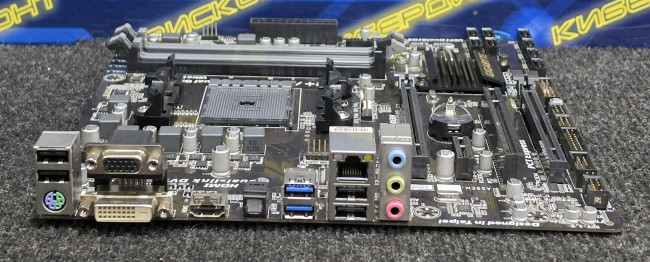 Материнская плата Gigabyte GA-F2A88XM-D3H Материнская плата Gigabyte GA-F2A88XM-D3H