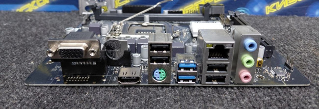 Материнская плата AsRock H470M-HVS LGA1200 Материнская плата AsRock H470M-HVS LGA1200