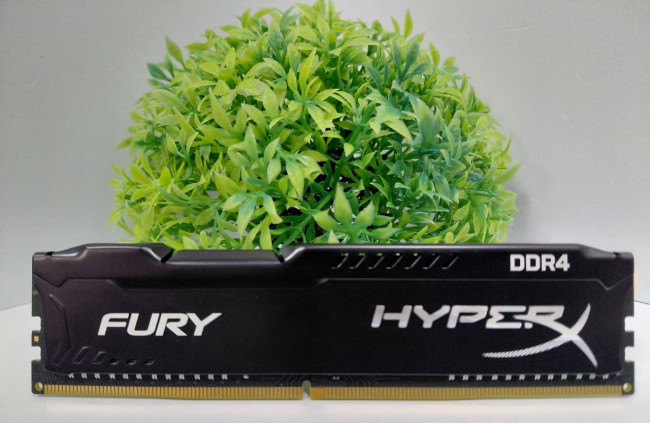 Оперативная память Kingston HyperX HX426C15FB/4 4GB DDR4/2666Mhz 