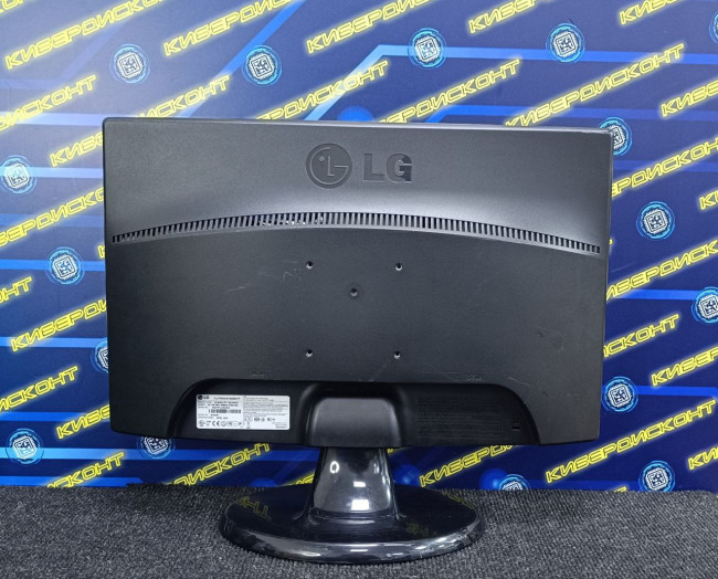 Монитор 19" LG Flatron W1943SS (VGA) Монитор 19" LG Flatron W1943SS (VGA)