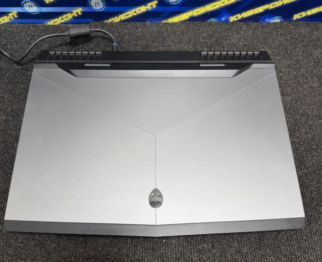 Ноутбук Alienware 17R4 17.3" (i7-7700HQ, 16GB, SSD512, GTX 1070 8GB) Ноутбук Alienware 17R4 17.3" (i7-7700HQ, 16GB, SSD512, GTX 1070 8GB)
