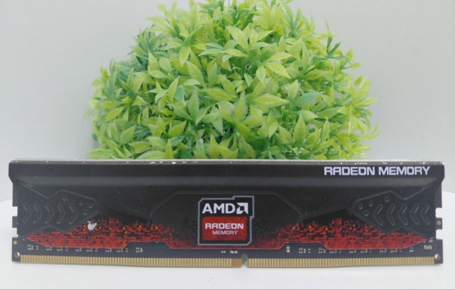 Оперативная память AMD Radeon R7S48G2606U1K DDR4 8ГБ. (2х4ГБ) 2666МГц Оперативная память AMD Radeon R7S48G2606U1K DDR4 8ГБ. (2х4ГБ) 2666МГц