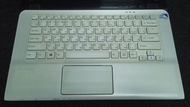 Ноутбук Sony VAIO 14" [SVE141J11V] (B980, 4GB, SSD120GB, Intel HD)