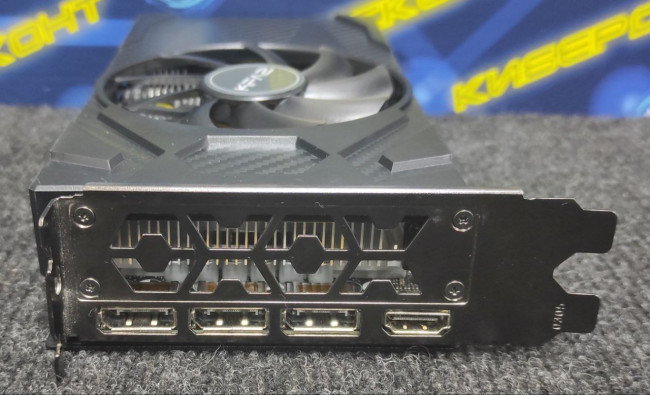 Видеокарта KFA2 GeForce RTX 3050 8GB Видеокарта KFA2 GeForce RTX 3050 8GB