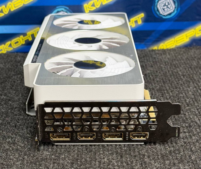 Видеокарта GIGABYTE GeForce RTX 3070Ti VISION OC 8G
