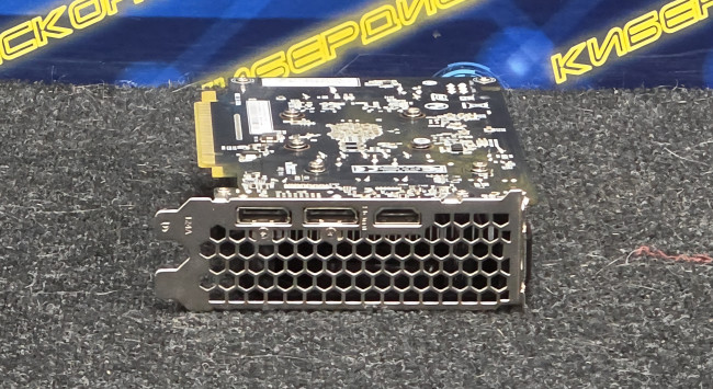 Видеокарта Palit GeForce GTX 1630 Dual 4GB Видеокарта Palit GeForce GTX 1630 Dual 4GB