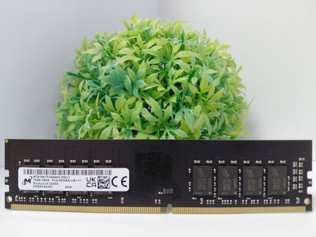 Оперативная память Micron MTA16ATF2G64AZ-3G2J1 DDR4 16Gb  3200 Мгц