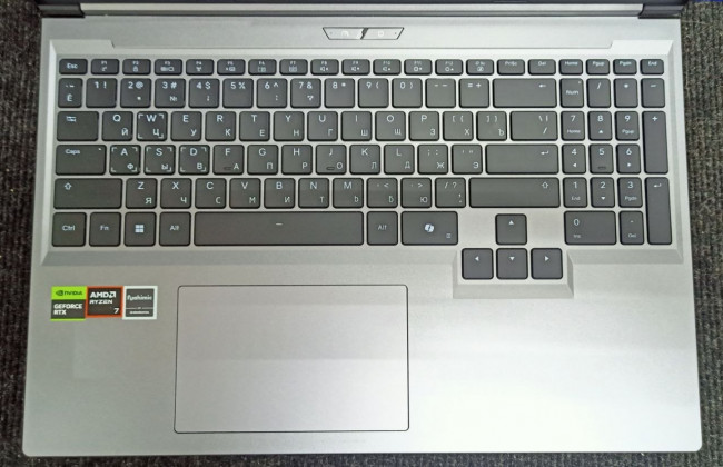 Игровой ноутбук Maibenben Typhoon X16C 16" (R7-H255W, 16GB, SSD512, RTX 5060 8GB)