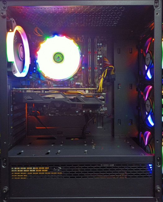 Игровой системный блок (R5-2600, 16GB, SSD240, 500GB, RX 580 8GB) Игровой системный блок (R5-2600, 16GB, SSD240, 500GB, RX 580 8GB)